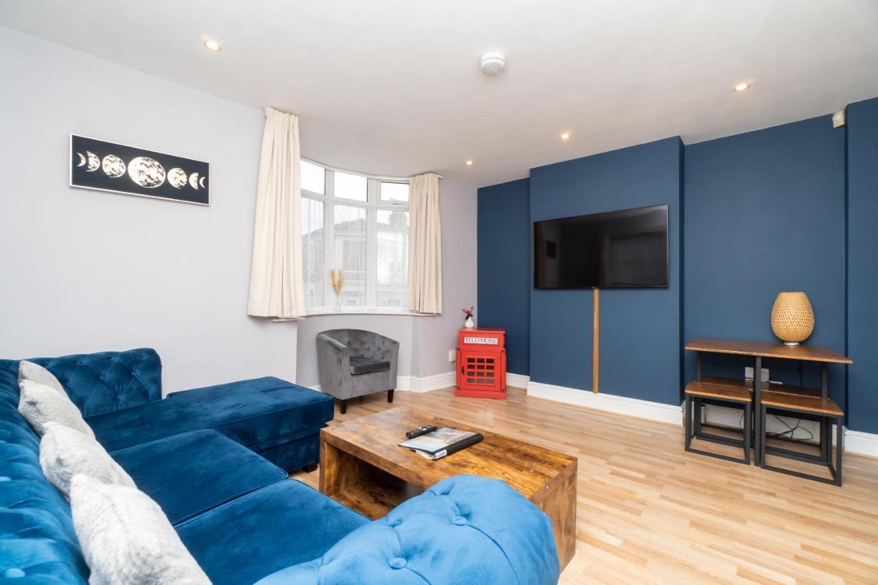 Spacious 2 Bed Southville Flat Near Harbourside 브리스틀 외부 사진